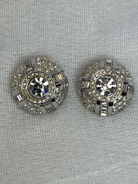 80s Vintage St. John Silver-Tone Crystal Round Clip On Earrings